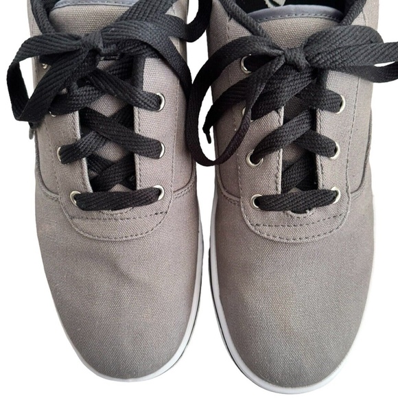 Heelys Men's Launch 20 Canvas Skating Sneakers Size 9 Gray Shoes HE100754 - Picture 10 of 12